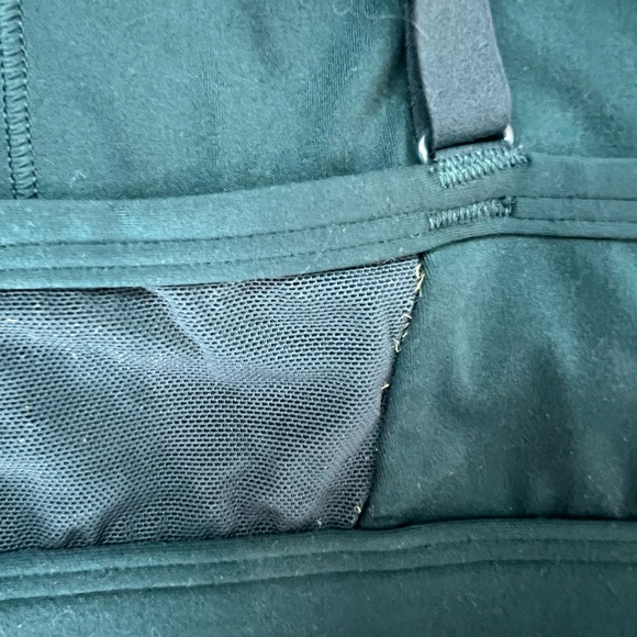 Gymshark Ruched Sports Bra - Picture 3 of 4